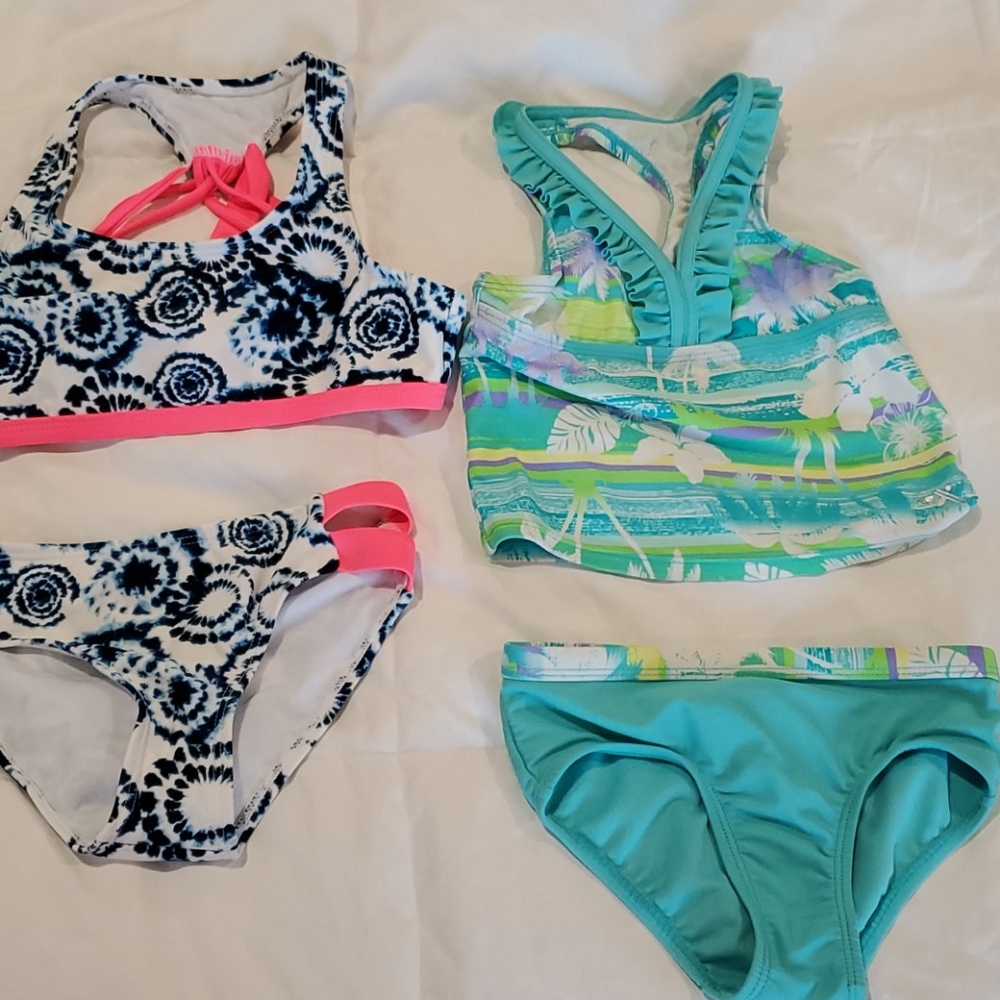 Girls swim Sz 5